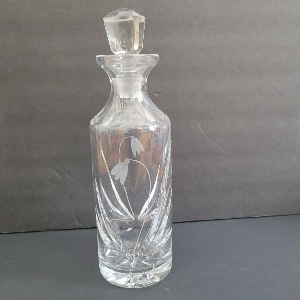 Stunning Vintage Cut Crystal Decanter With Stopper & Floral Etching